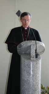 bishop Antal Majnek
