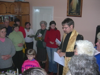 Adventi koszor�k�t�s Rah�n